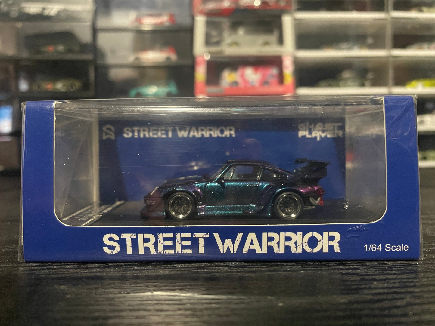 Street Weapon SW - 1/64 PORSCHE RWB 993 Diecast model - chameleon Low Wing