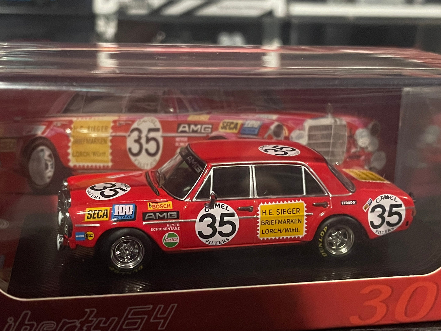 [ PRÉCOMMANDE ] Liberty 64 - 1/64 Mercedes-Benz 300SL 6.8 AMG Red Pig#35 modèle moulé sous pression