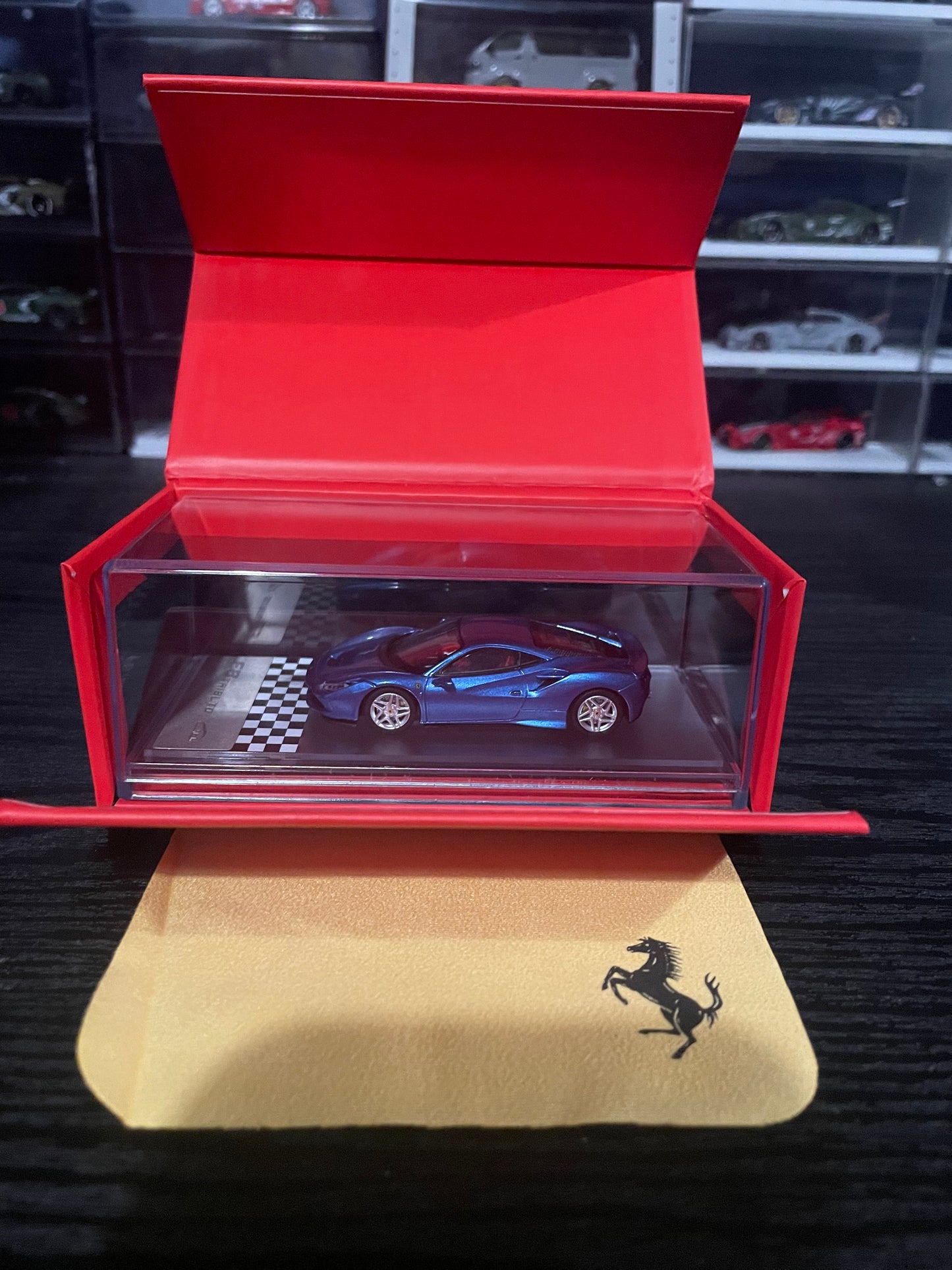 XF Model - 1/64 Ferrari F8 Tributo diecast model - METALLIC BLUE