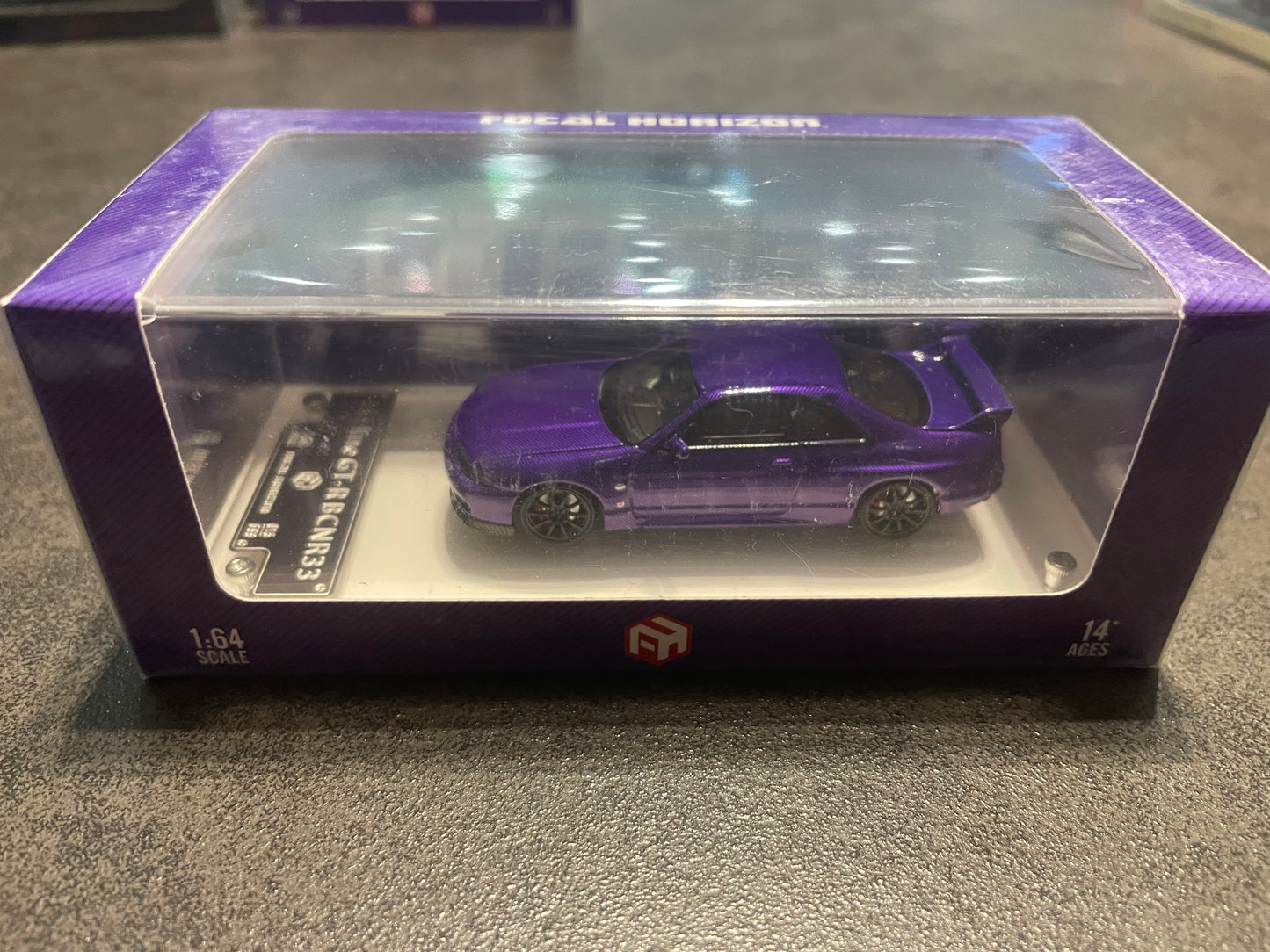 Focal Horizon FH - 1:64 Skyline R33 T-R GT-R 4th generation BCNR33 diecast model - Carbon purple