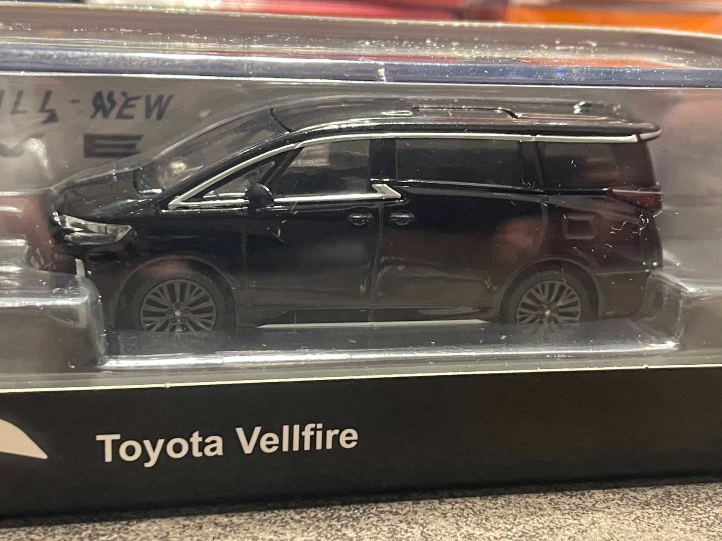 Model 1 - 1/64 Toyota Vellfire diecast model car - black:Toyota logo - RHD