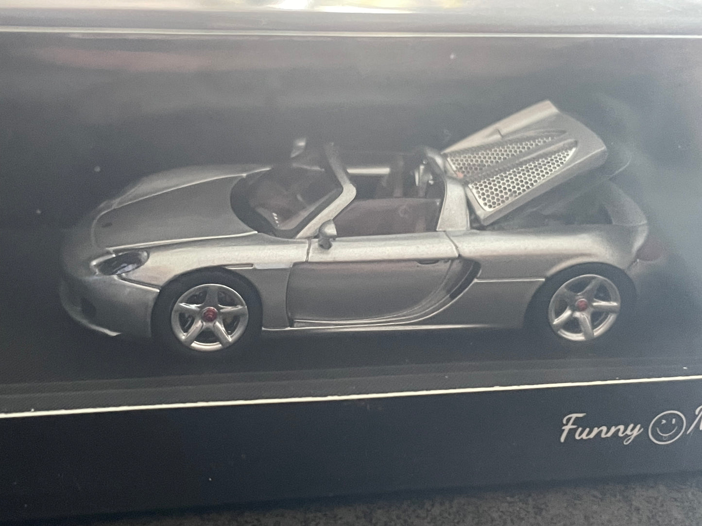 Funny Model - 1/64 Porsche Cerrera GT diecast model car - Gun Grey