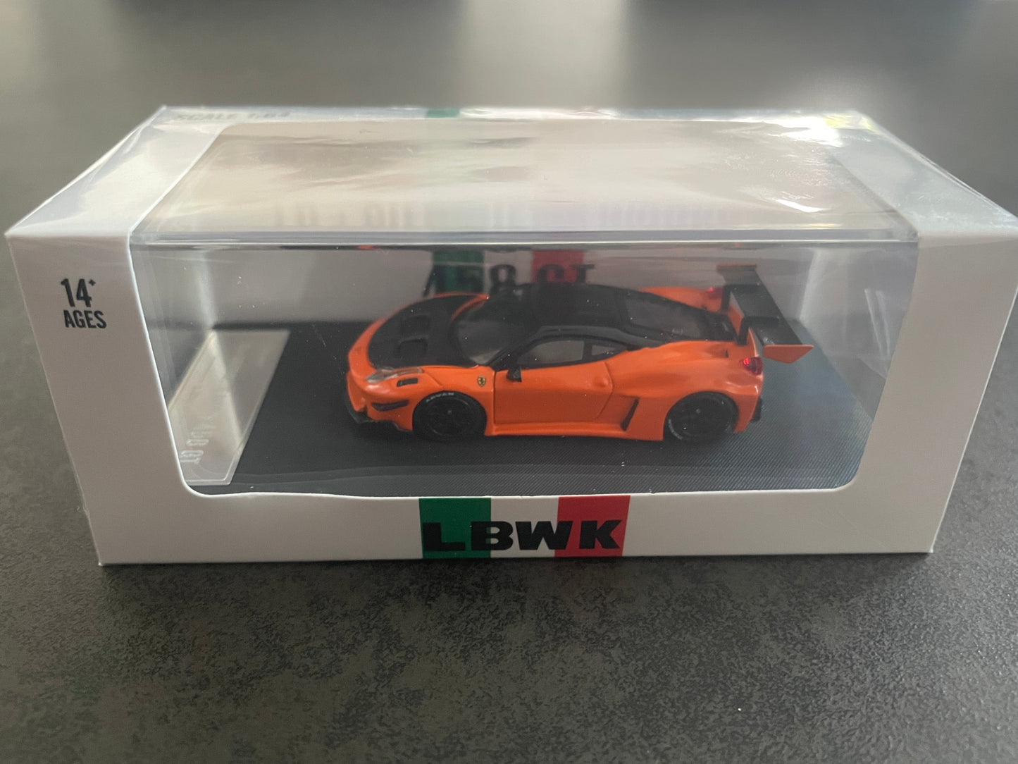 Star Model 1/64 - LB-Silhouette Works 458 GT diecast model - Orange Carbon Hood ordinary