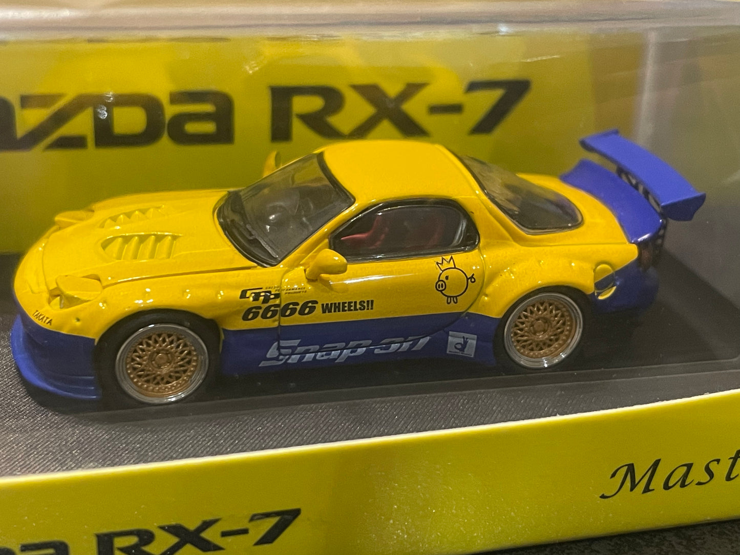 Master - 1/64 Mazda RX7 Rocket Bunny. Hood Opened+GT Wing. Filp Lights diecast model car - Blue Yellow