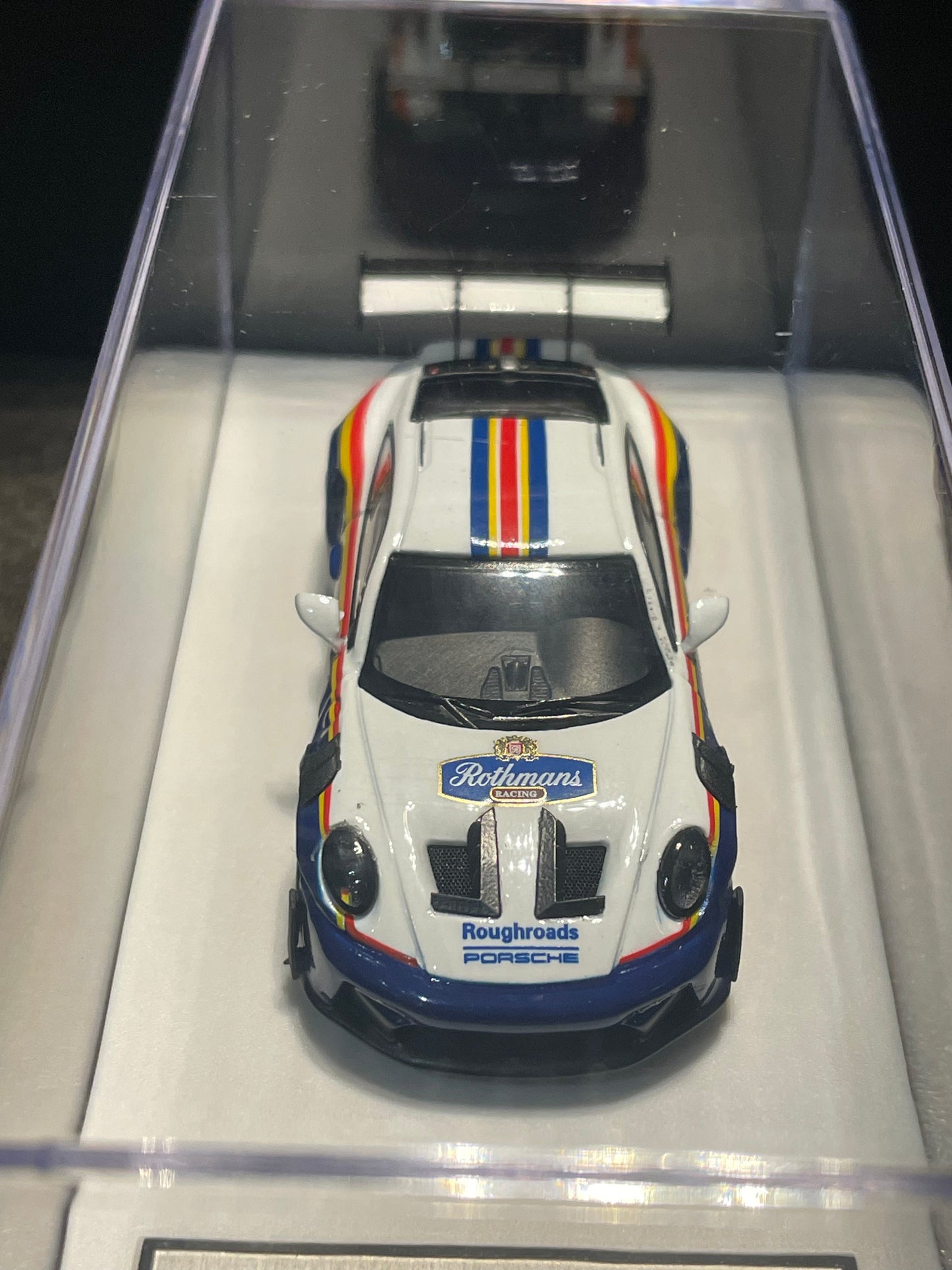 LMLF - 1:64 Porsche 911 992 GT3 RS diecast model car - Rothmans #992