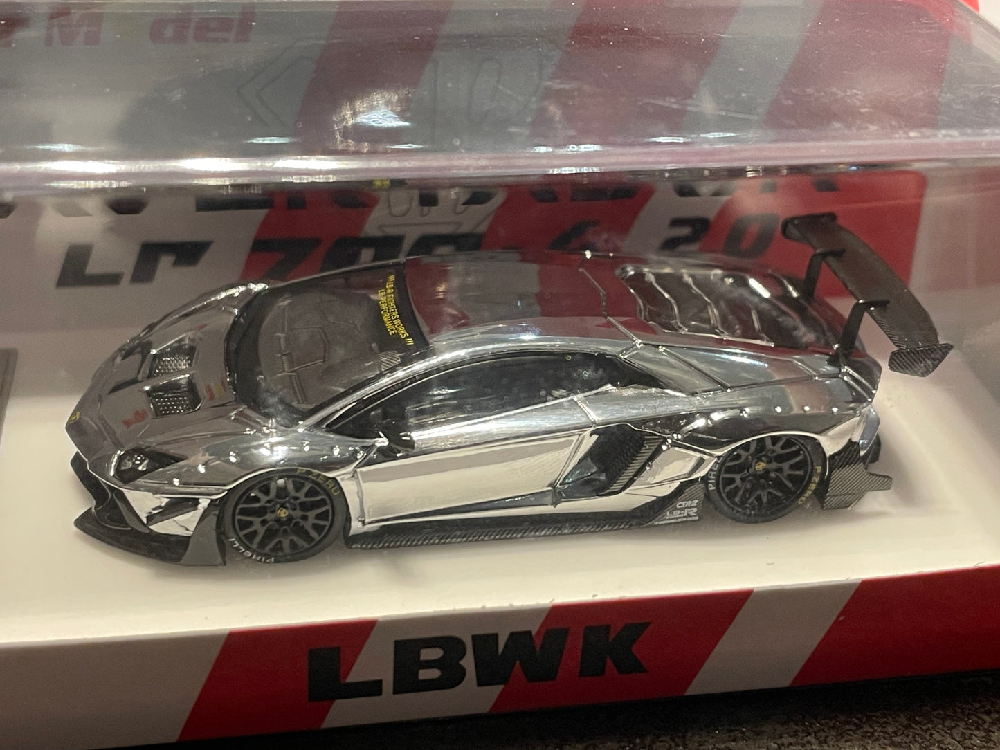 Star Model 1/64 - Liberty Walk Aventador LP700-4 LBWK 2.0 diecast Model - Chrome Silver