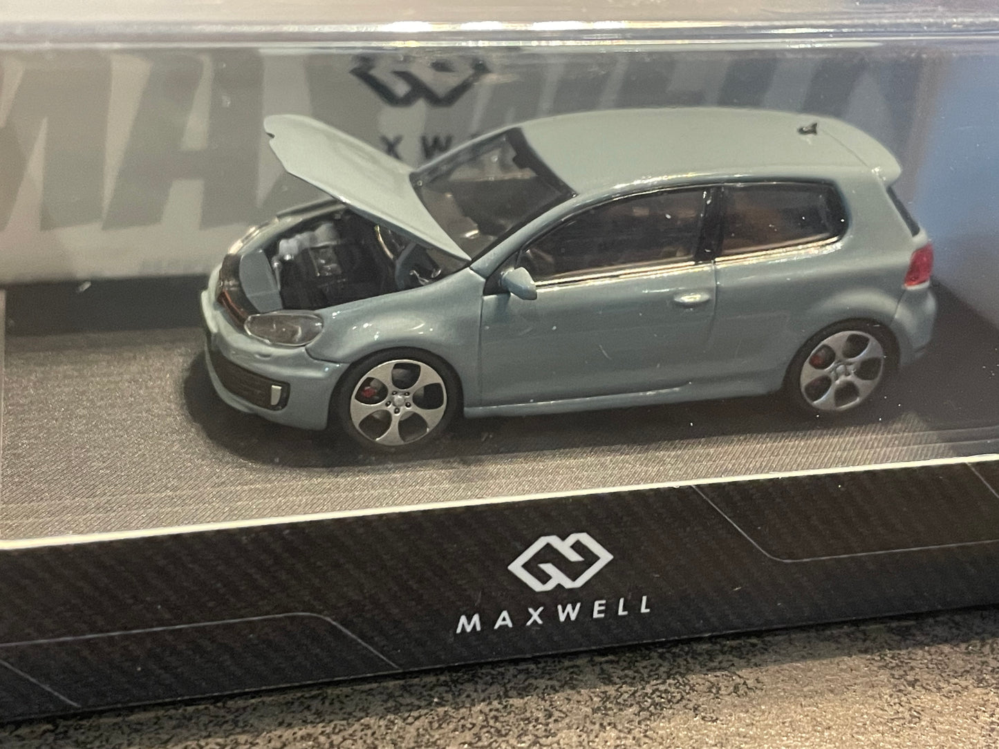 Maxwell - 1:64 GOLF GTI MK6 Diecast model car - GREY ordinary