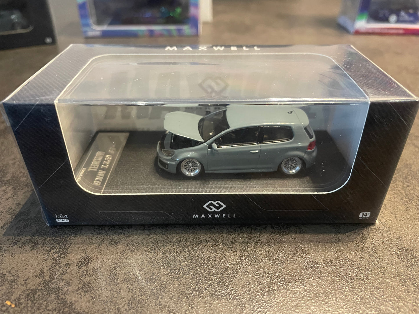 Maxwell - 1:64 GOLF GTI MK6 Diecast model car - GREY Lowride