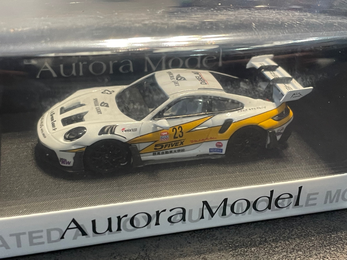 AM Aurora - 1/64 Porsche 992 GT3 RS diecast model - Lightning livery Ordinary