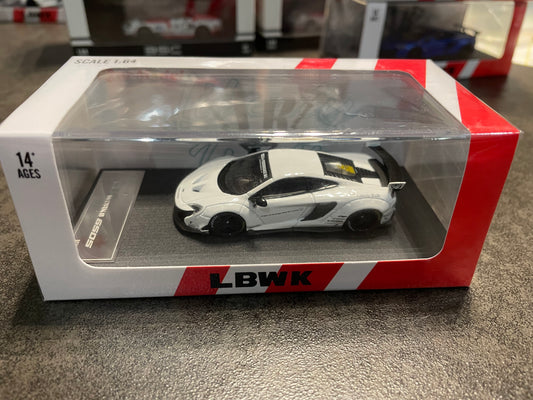 Star Model 1/64 - Japanese LBWK authorized product, LB-Works MCL 650S wide-body modified version diecast model - Gloss White