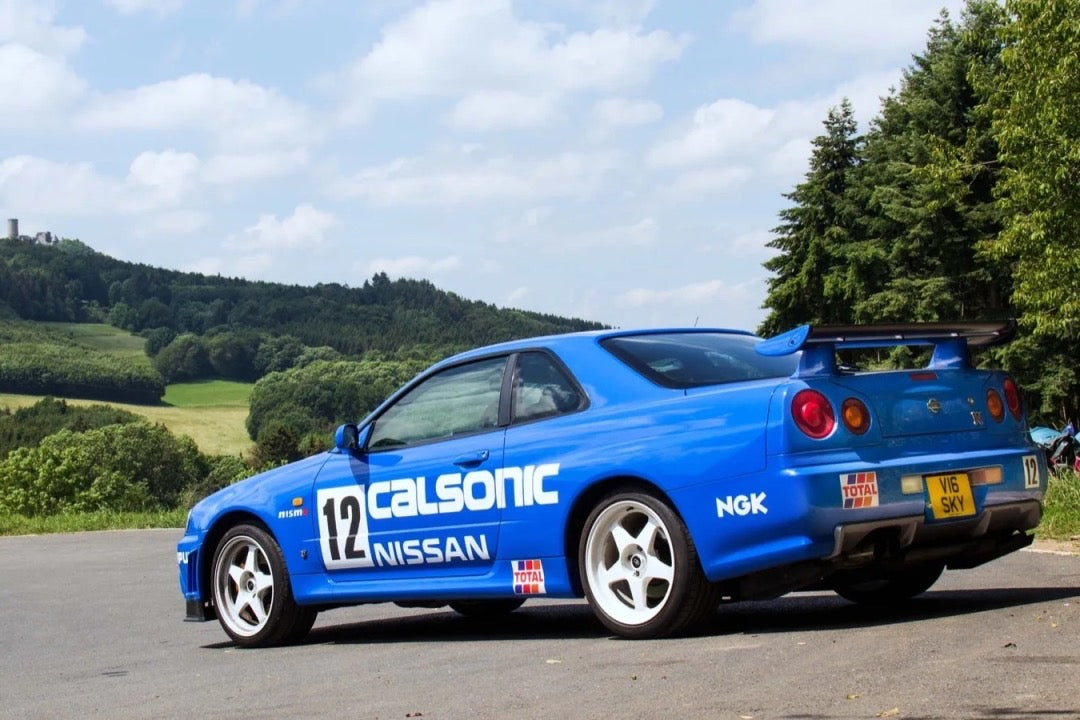 [ PREORDER ] Fast Speed FS - 1:64 Skyline GT-R, fifth generation Mk5 R34 diecast model - Calsonic #12 - MODEL CARS UK