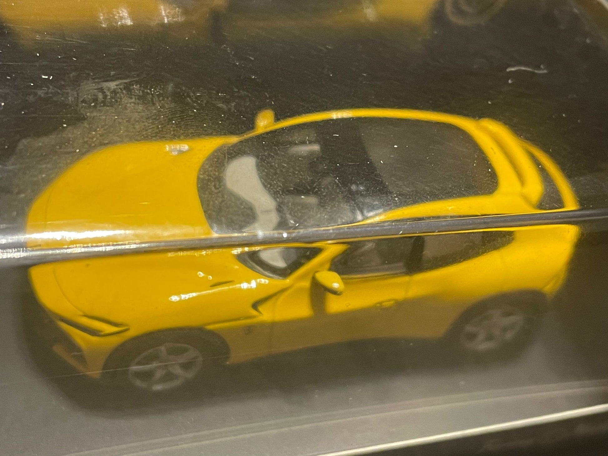 Funny Model - 1/64 FERRARI SUV DIECAST MODEL - Giallo Modena - MODEL CAR UKMODEL CAR#INNO64##TARMAC##diecast_model#