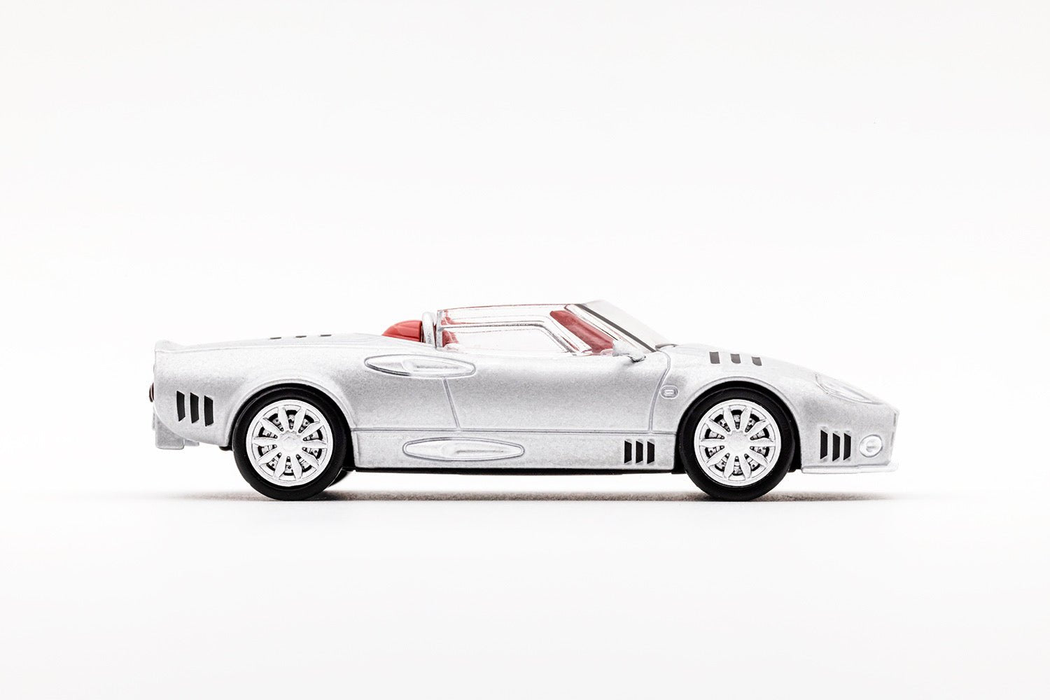 [PREORDER] DCT - 1/64 Spyker C12 LaTurbie diecast model - SILVER - MODEL CAR UKMODEL CAR#INNO64##TARMAC##diecast_model#