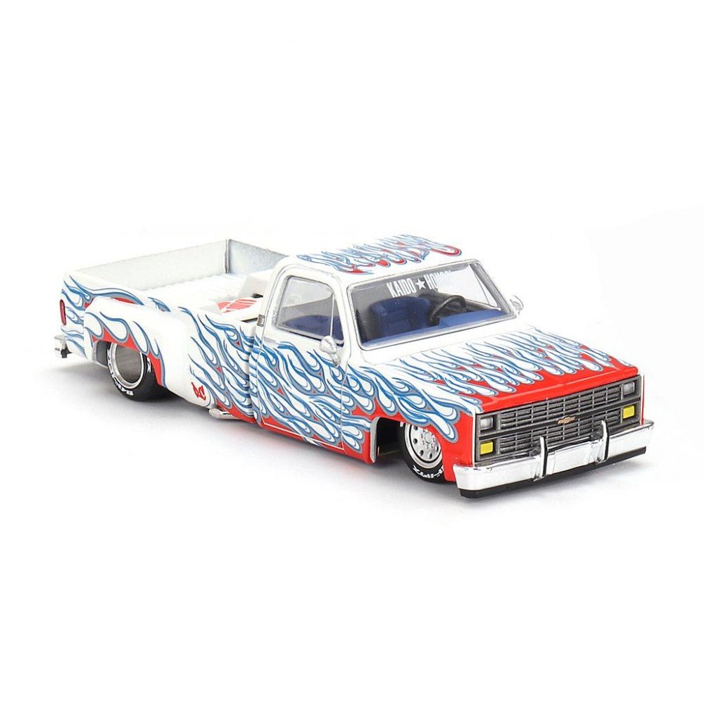 [PREORDER] Kaido House X MINI GT - Chevrolet Silverado Dually on Fire V2 DIECAST SCALE MODEL CAR - KHMG157 - MODEL CARS UKMODEL CAR#INNO64##TARMAC##diecast_model#