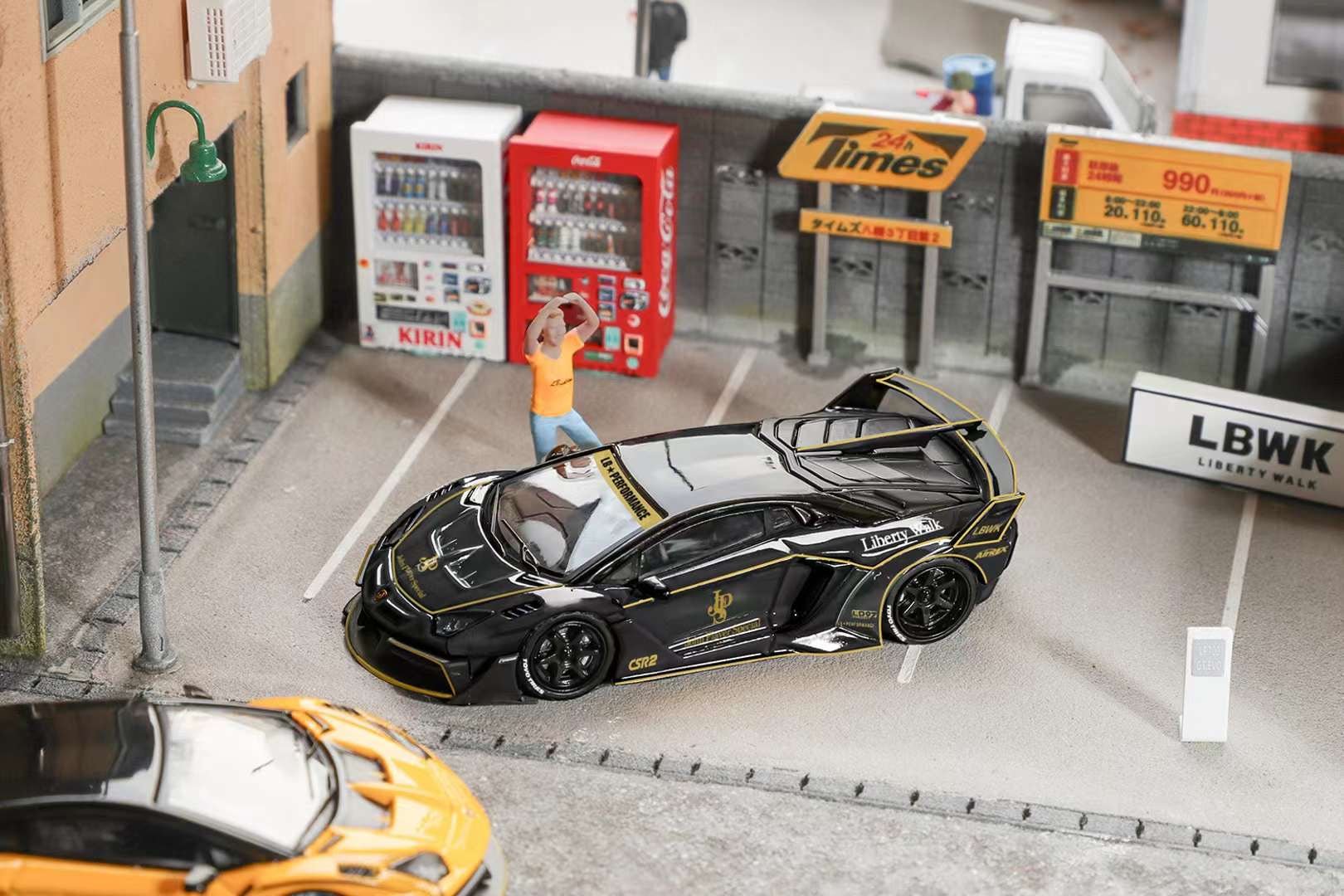 [PREORDER] LBWK - 1/64 LP700-4 LB3.0 Silhouette Works Aventador GT Evo diecast model - JPS Black Gold - MODEL CAR UKMODEL CAR#INNO64##TARMAC##diecast_model#