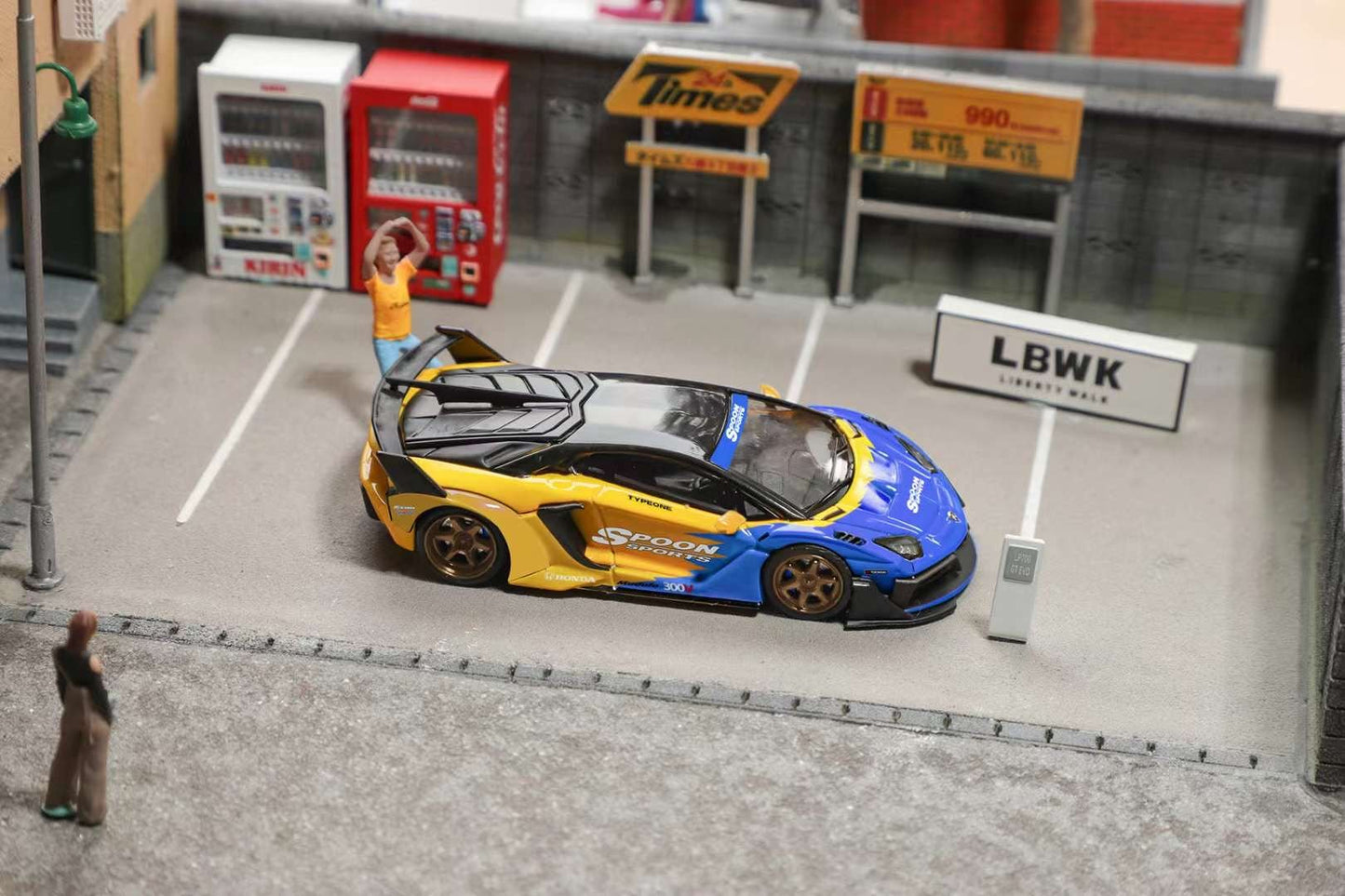 [PREORDER] LBWK - 1/64 LP700-4 LB3.0 Silhouette Works Aventador GT Evo diecast model - Spoon Blue Yellow - MODEL CAR UKMODEL CAR#INNO64##TARMAC##diecast_model#