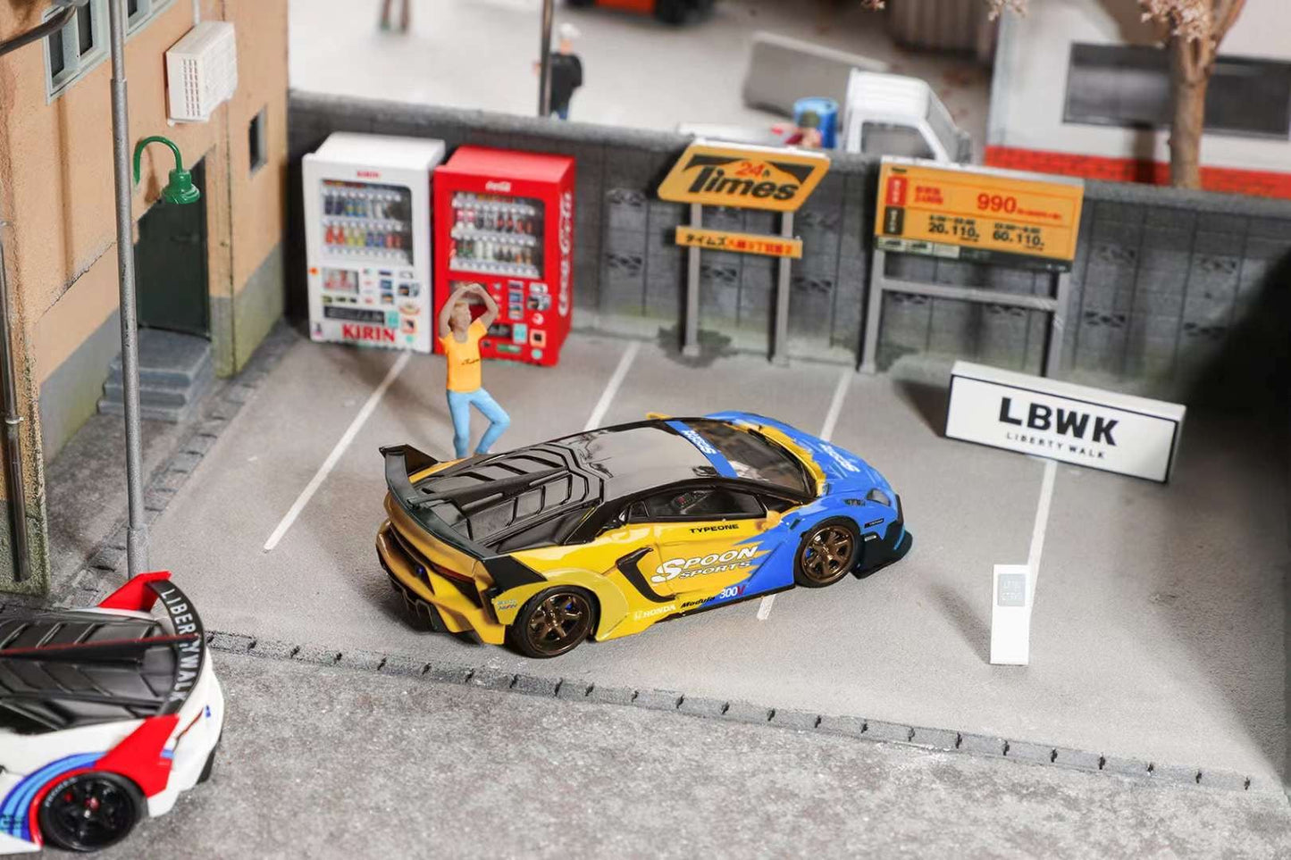 [PREORDER] LBWK - 1/64 LP700-4 LB3.0 Silhouette Works Aventador GT Evo diecast model - Spoon Blue Yellow - MODEL CAR UKMODEL CAR#INNO64##TARMAC##diecast_model#