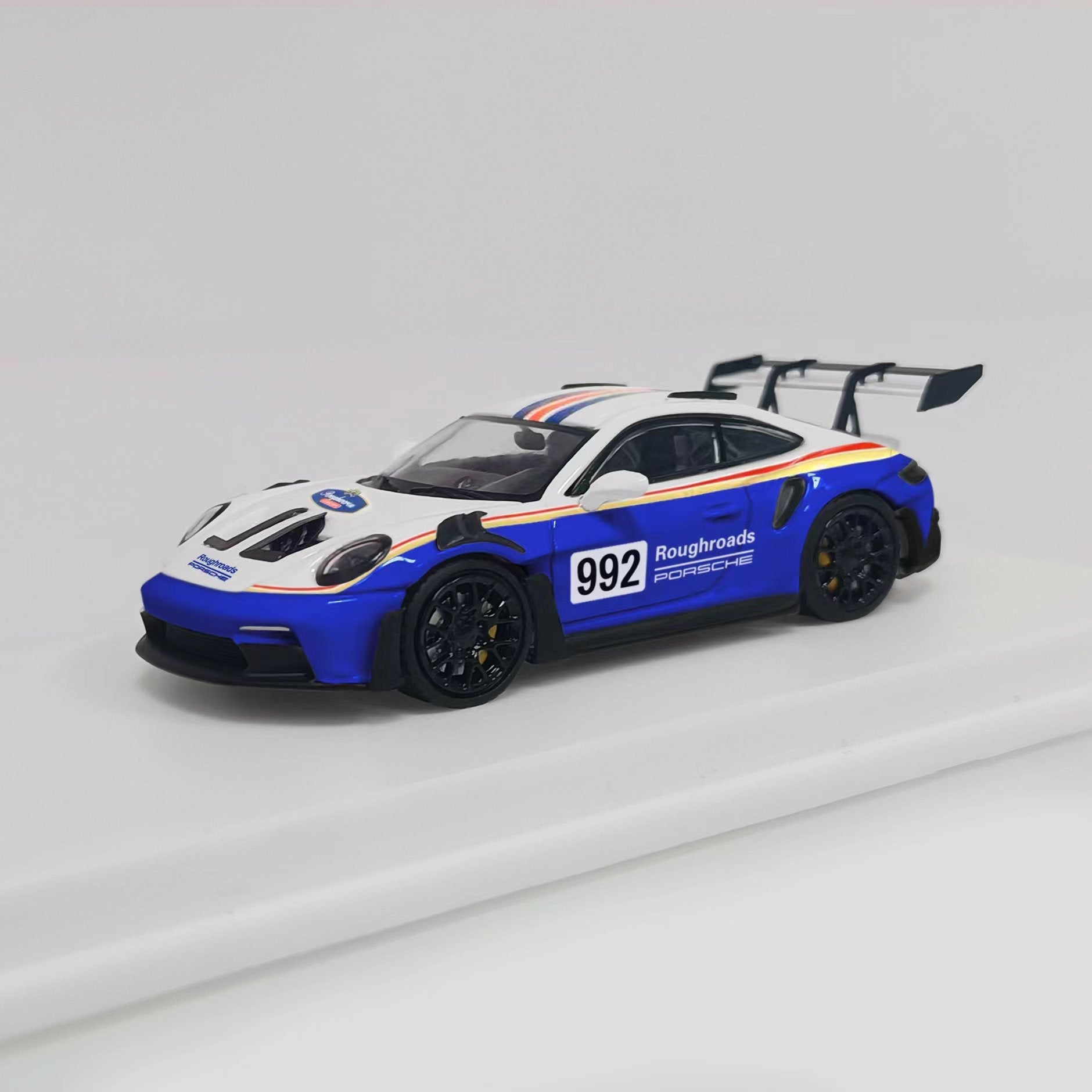 [ PREORDER ] LMLF - 1:64 Porsche 911 992 GT3 RS diecast model car - Rothmans #992 - MODEL CARS UKMODEL CAR#INNO64##TARMAC##diecast_model#