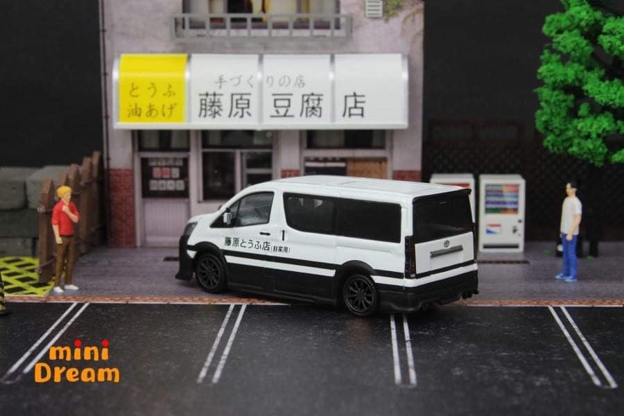 [PREORDER] Mini Dream - 1/64 Hiace H300 modified Fujiwara initial D diecast model car - A - white hood and black wheel - MODEL CARS UKMODEL CAR#INNO64##TARMAC##diecast_model#