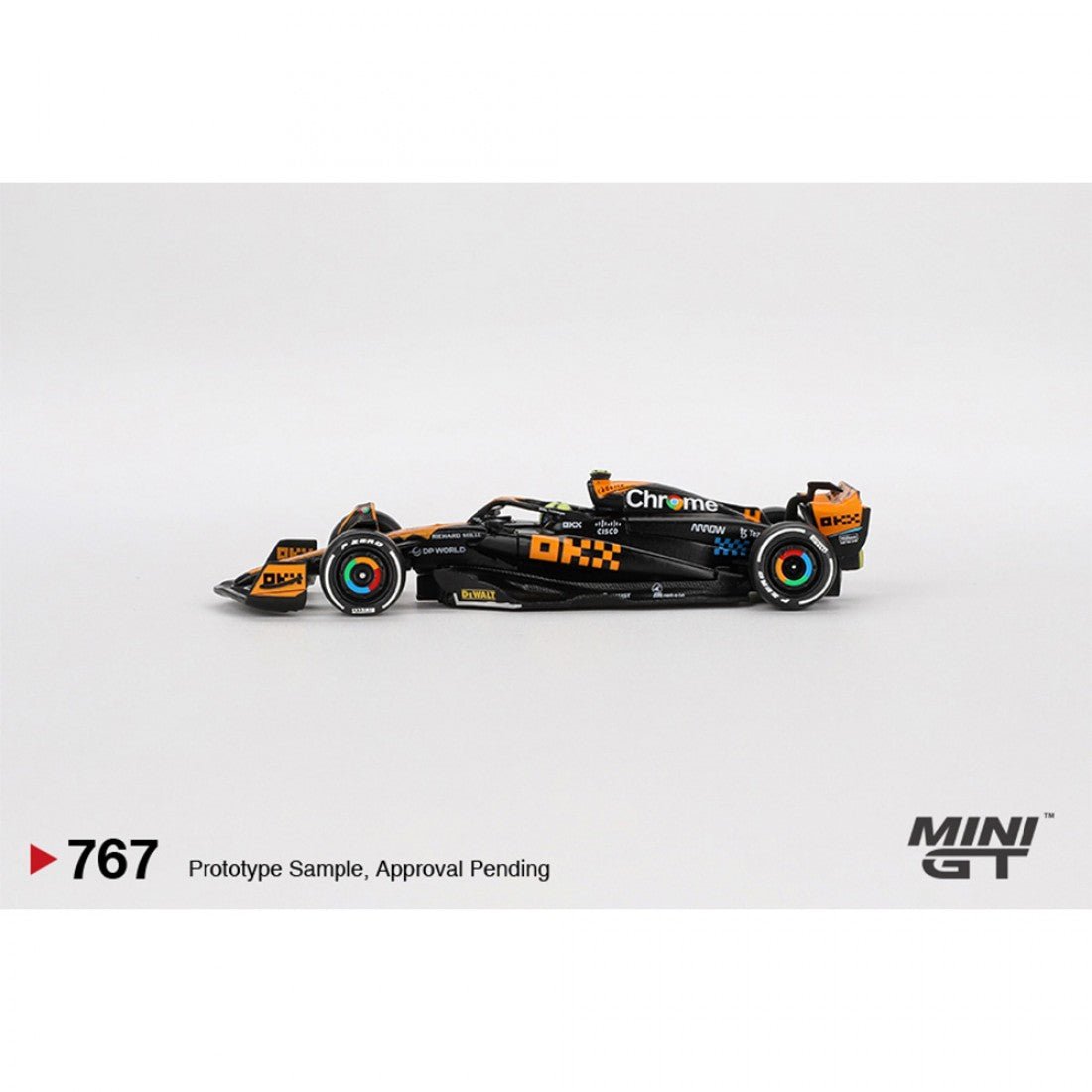 preorder-mini-gt-164-mclaren-