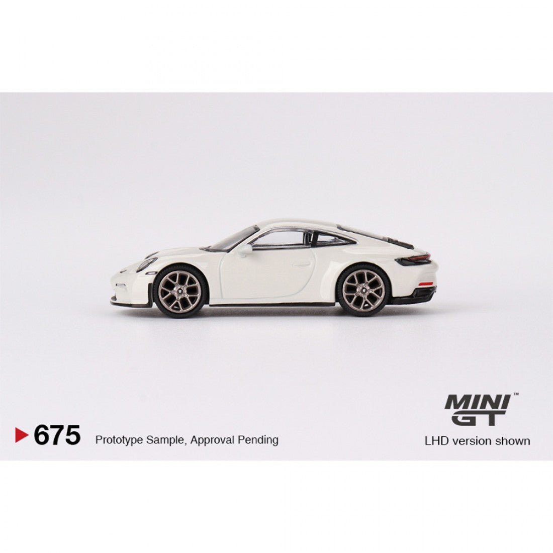 [PREORDER] Mini GT - 1/64 PORSCHE 911 992 GT3 TOURING CRAYON RHD DIECAST SCALE MODEL CAR #675 - MODEL CAR UKMODEL CAR#INNO64##TARMAC##diecast_model#