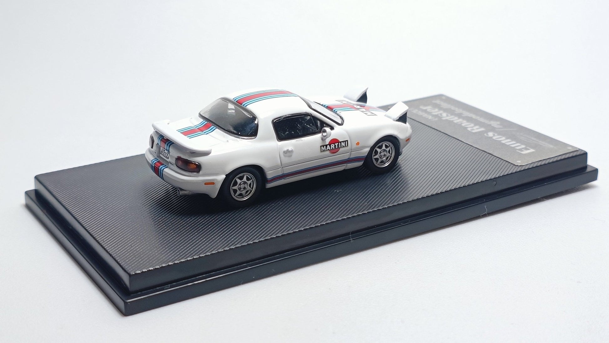 [PREORDER] Model Collect MC - 1/64 EUNOS ROADSTER NA6CE white martini livery diecast model - MODEL CAR UKMODEL CAR#INNO64##TARMAC##diecast_model#