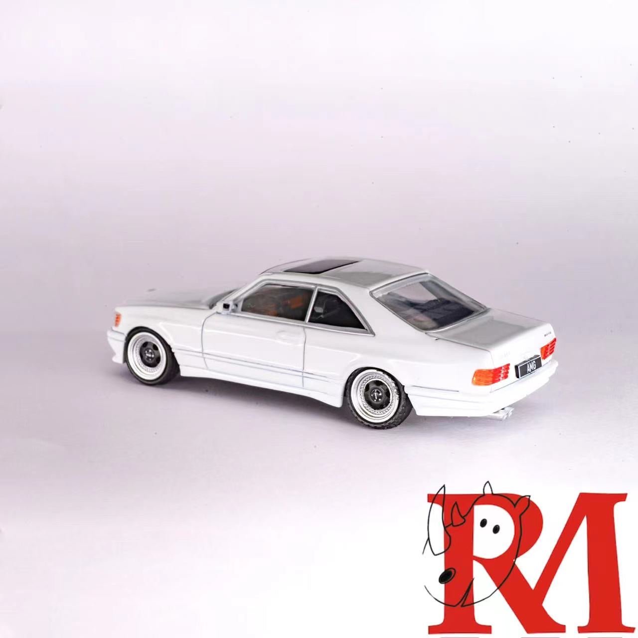 [ PREORDER ] Rhino Model RM - 1/64 Mercedes-Benz 560 SEC AMG (W126) diecast model car - WHITE - MODEL CAR UKMODEL CAR#INNO64##TARMAC##diecast_model#