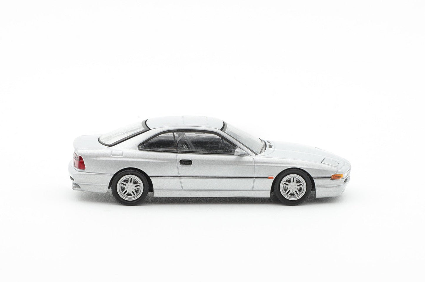 [ PREORDER ] Shadow - 1/64 BMW 850 CSi diecast model car - Brown LL - 028 - 141 - MODEL CARS UKMODEL CAR#INNO64##TARMAC##diecast_model#