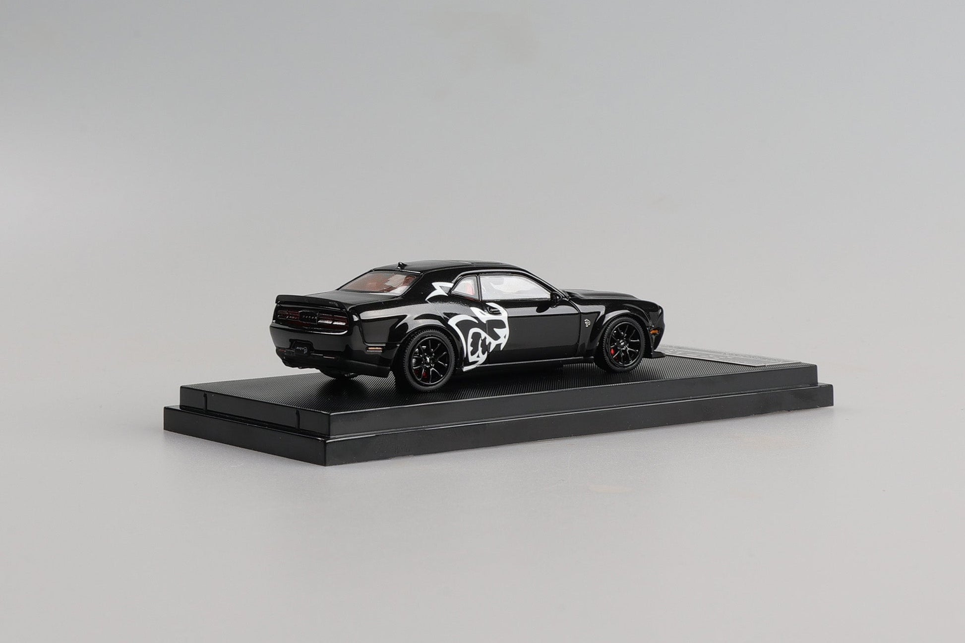 [ PREORDER ] Stance Hunters SH 1/64 - Dodge SRT Hellcat diecast model - Pearl Black with demon livery - MODEL CARS UKMODEL CAR#INNO64##TARMAC##diecast_model#