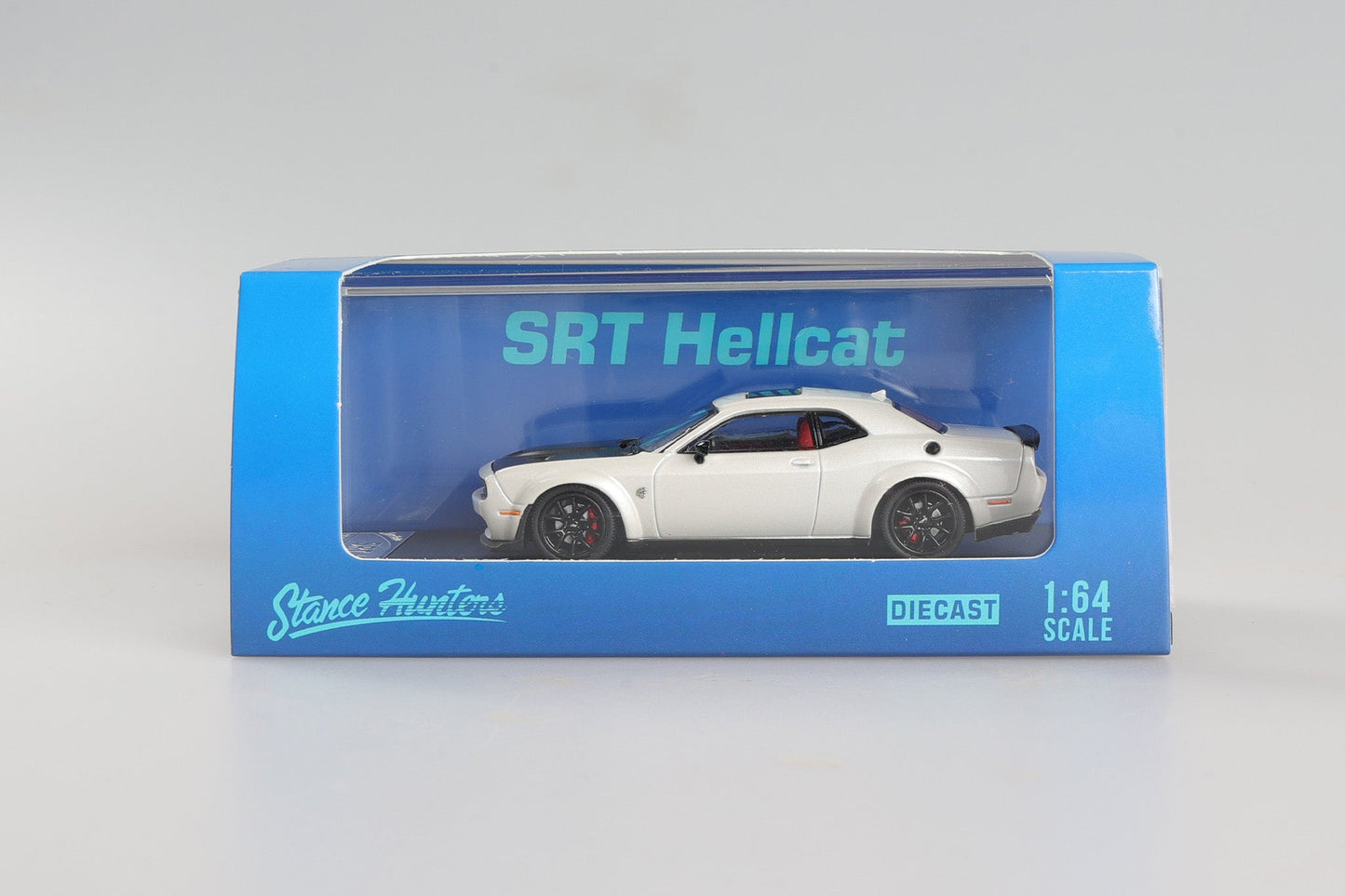 [ PREORDER ] Stance Hunters SH 1/64 - Dodge SRT Hellcat diecast model - Pearl White - MODEL CARS UKMODEL CAR#INNO64##TARMAC##diecast_model#