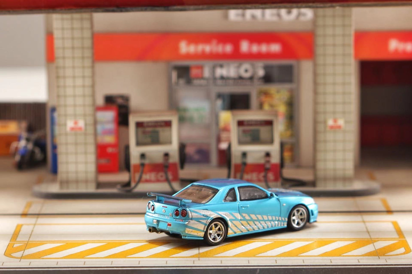 [ PREORDER ] Stance Hunters SH 1/64 - Gurucollector Skyline GTR R34 Chrome Blue diecast model. - MODEL CAR UKMODEL CAR#INNO64##TARMAC##diecast_model#