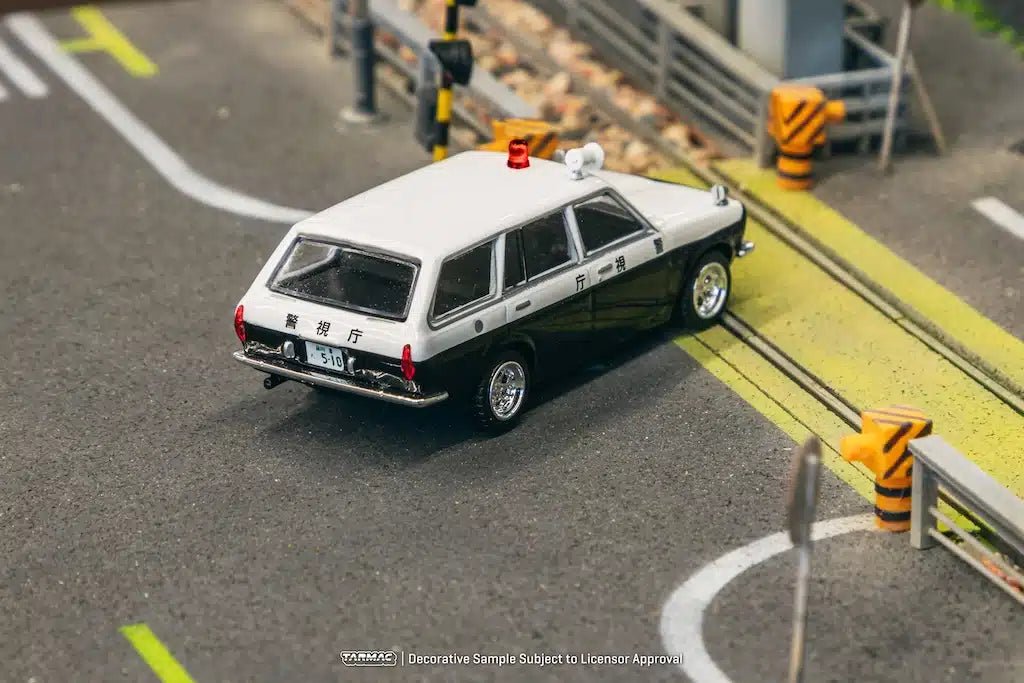 [PREORDER] Tarmac Works - 1/64 Datsun Bluebird 510 Wagon Japan Police Car DIECAST SCALE MODEL CAR - T64G - 026 - PC - MODEL CARS UKMODEL CAR#INNO64##TARMAC##diecast_model#