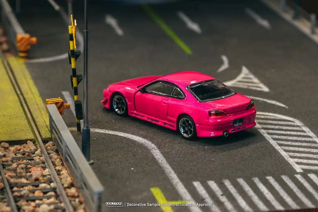 [PREORDER] Tarmac Works - 1/64 VERTEX Nissan Silvia (S15) Pink Metallic DIECAST SCALE MODEL CAR - T64G - 023 - PI - MODEL CARS UKMODEL CAR#INNO64##TARMAC##diecast_model#