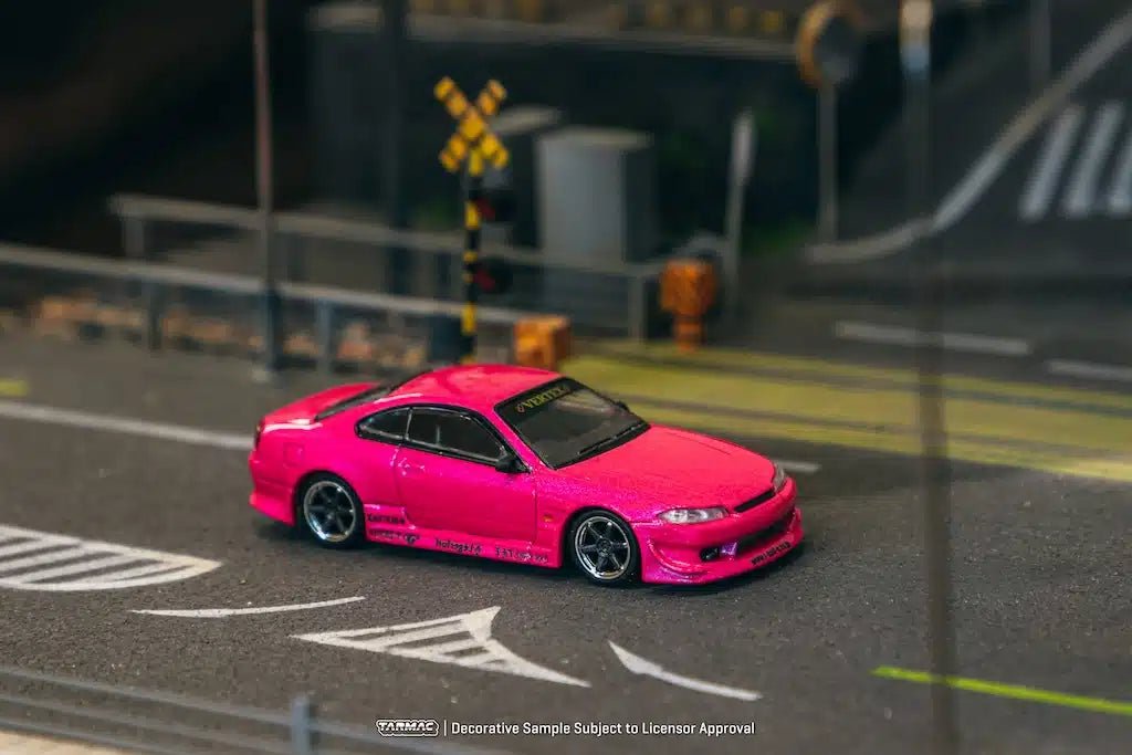 [PREORDER] Tarmac Works - 1/64 VERTEX Nissan Silvia (S15) Pink Metallic DIECAST SCALE MODEL CAR - T64G - 023 - PI - MODEL CARS UKMODEL CAR#INNO64##TARMAC##diecast_model#