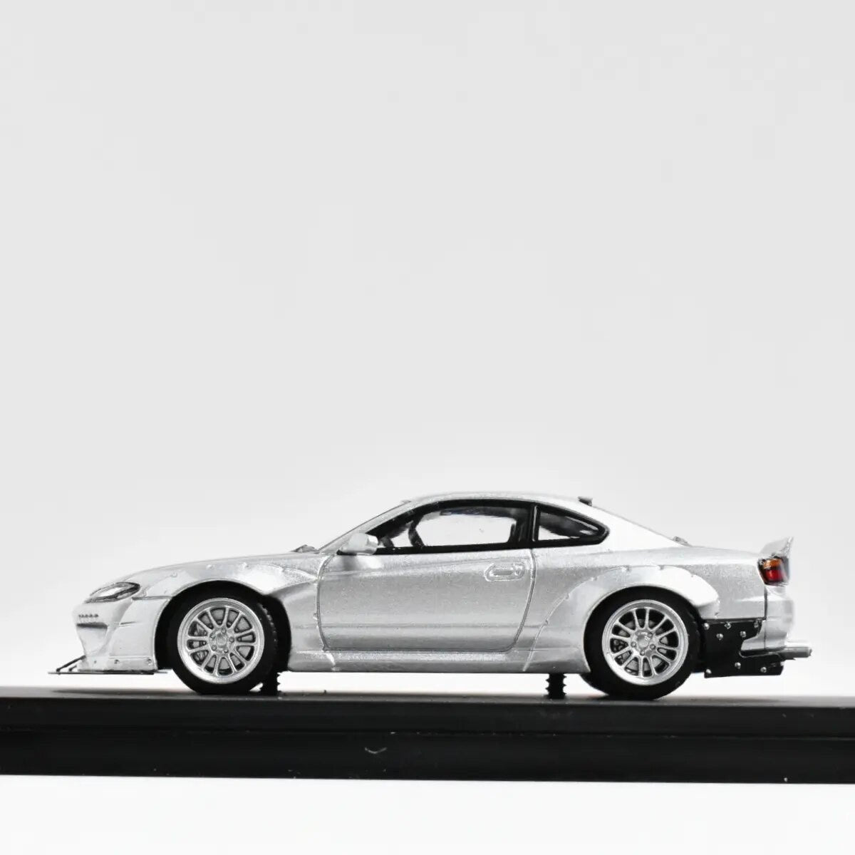 Street Weapon SW - 1/64 NISSAN SILVIA S15 ROCKET BUNNY - SLIVER - MODEL CAR UKMODEL CAR#INNO64##TARMAC##diecast_model#